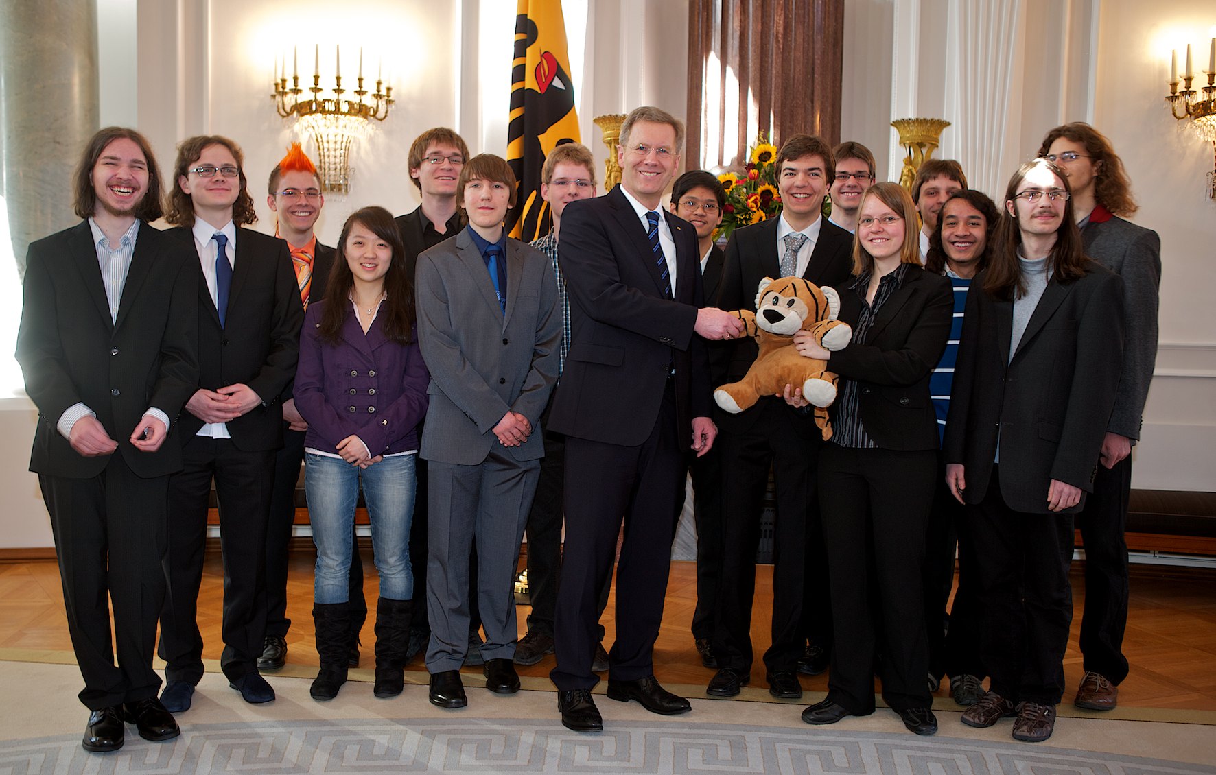 Die Sieger des Bundeswettbewerbs Mathematik werden 2011 vom Bundespräsidenten Christian Wulff empfangen