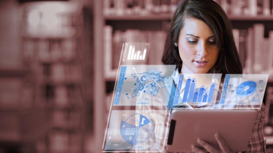 Foto: iStock Studentin mit Tablet