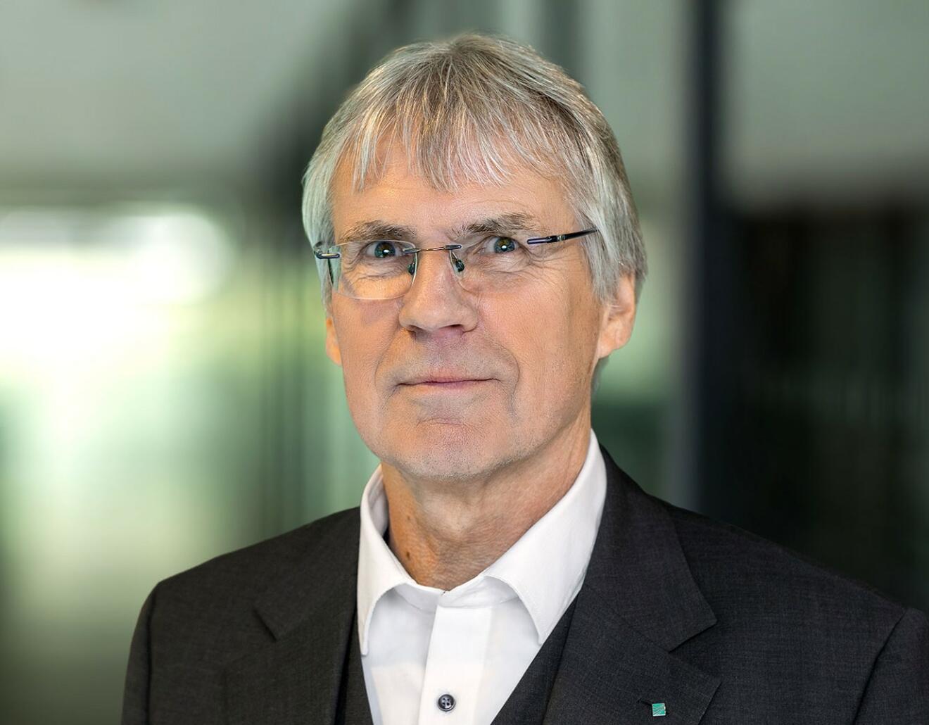 Poträtbild Holger Hanselka 