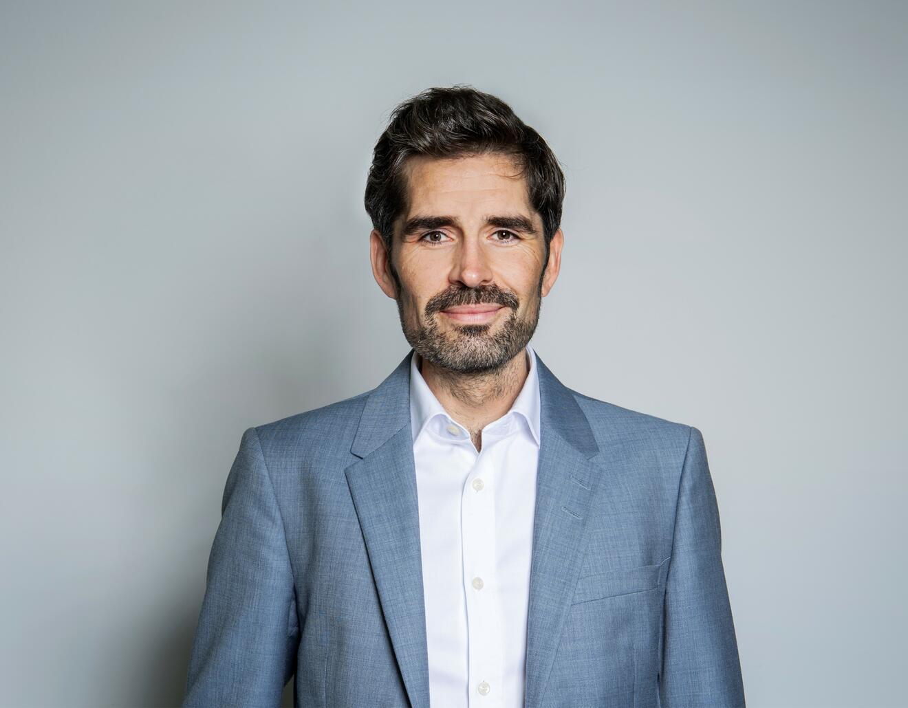 Porträtbild Sven Teuber, Bildungsminister Rheinland-Pfalz