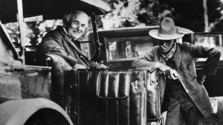 Thomas Edison (li.) und Henry Ford (Foto: AKG/Science Photo Library) image
