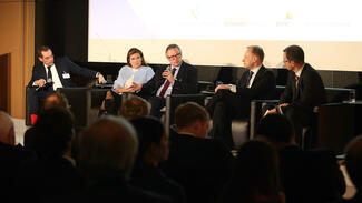 Veranstaltung "Ökonomie neu denken" am 16. Februar 2016 (Foto: Martin Magunia)