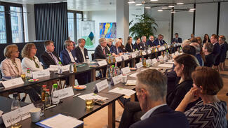 zukunftsforum_bildung_hessen_2024-03-22_01.jpg Impressionen von der Diskussionsveranstaltung (Foto: Piotr Banczerowski/Stifterverband)