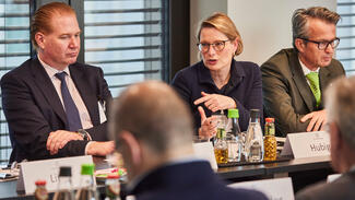 zukunftsforum_bildung_hessen_2024-03-22_02.jpg Impressionen von der Diskussionsveranstaltung (Foto: Piotr Banczerowski/Stifterverband)