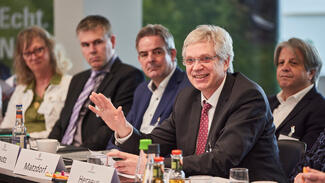 zukunftsforum_bildung_hessen_2024-03-22_05.jpg Impressionen von der Diskussionsveranstaltung (Foto: Piotr Banczerowski/Stifterverband)