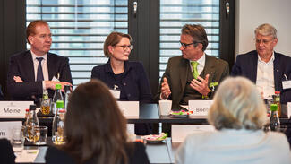 zukunftsforum_bildung_hessen_2024-03-22_07.jpg Impressionen von der Diskussionsveranstaltung (Foto: Piotr Banczerowski/Stifterverband)