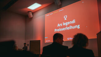 ars_legendi-preis_2023_preisverleihung_2024-03-21_01.jpg Verleihung des Ars legendi-Preises 2023 (Foto: Malte Hömberg)