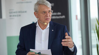 Zukunftsforum Forschung & Innovation in Wiesbaden am 26. Februar 2025 (Foto: Piotr Banczerowski)