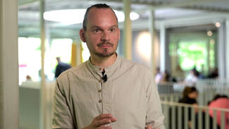 Jürgen Geuter: Wie KI die Hochschulen überfordert (Video) Jürgen Geuter: Wie KI die Hochschulen überfordert (Video)