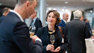 Austausch und Abendessen des Landeskuratoriums Niedersachsen am 1. Dezember 2025 in Hannover (Foto: Daniel Hermann)