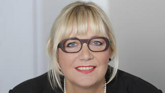 Iris Buck