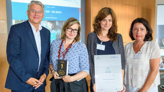 Eine Uni – ein Buch: Übergabe der Urkunden am 17. Juni 2019 in Berlin (Foto: Peter Himsel)