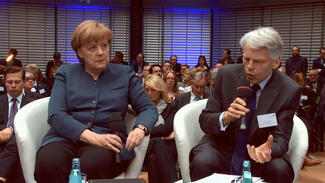 Angela Merkel auf dem Forschungsgipfel 2016