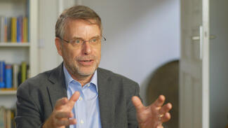 Gunter Dueck: E-Mails & Disziplin (Video)