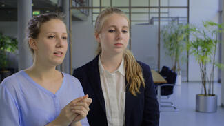 Sofia Malinari Domagk & Katharina Oppel: Wir wollen mehr Freiheit im Netz! (Video)